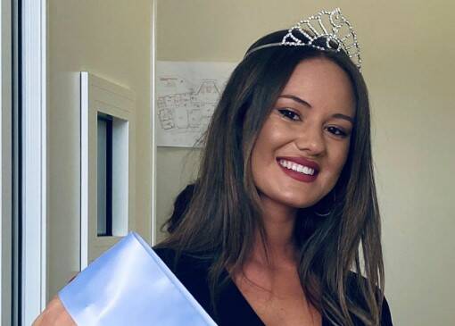 Alessandra Agostinone incoronata Miss Sorridi con Noi 2023