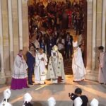 PERDONANZA: APERTA LA PORTA SANTA, IL RITO SI RINNOVA NEL SEGNO DELLA PACE | Ultime notizie di cronaca Abruzzo
