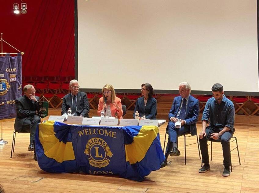 Perdonanza, la Croce di Celestino consegnata a Gianni Letta