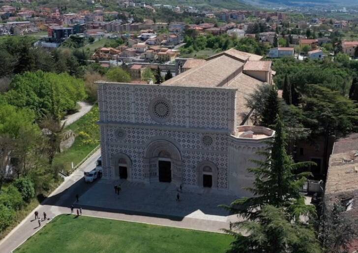 Anno della Misericordia all’Aquila, famiglie in pellegrinaggio da Abruzzo e Molise