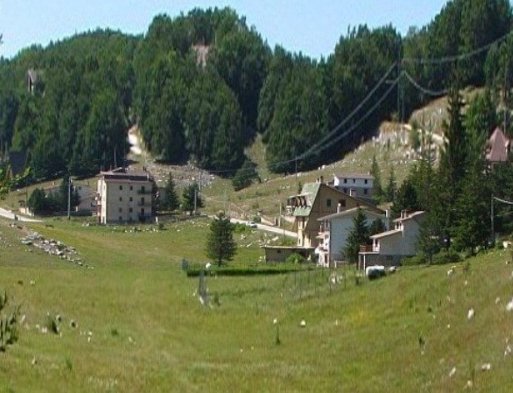 MARSIA: RITROVATE NEL BOSCO LE DUE MINORENNI SCOMPARSE IERI | Ultime notizie di cronaca Abruzzo