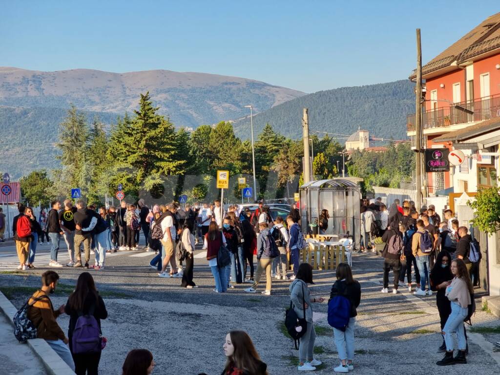 Riparte la scuola, informazioni utili per viabilità e mobilità a L’Aquila