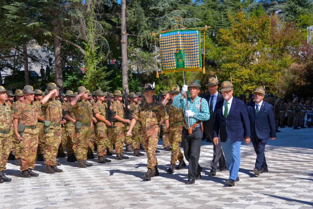 9° Reggimento Alpini, terminata la missione in Kosovo: il saluto a L’Aquila