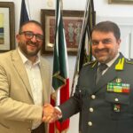 Il sindaco Biondi incontra il generale Gabriele Failla, nuovo comandante della scuola ispettori della Guardia di Finanza