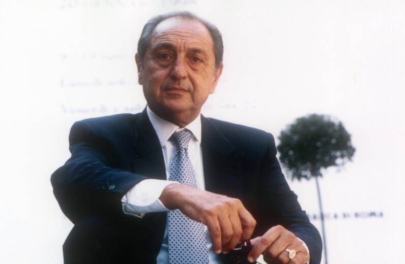 Emmanuele F. M. Emanuele, un’estate di riconoscimenti per il presidente della Fondazione Terzo Pilastro Internazionale