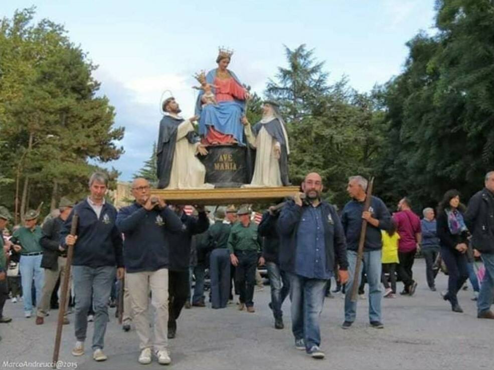 Parrocchia Santa Maria Paganica, festa per la Beata Vergine del Rosario