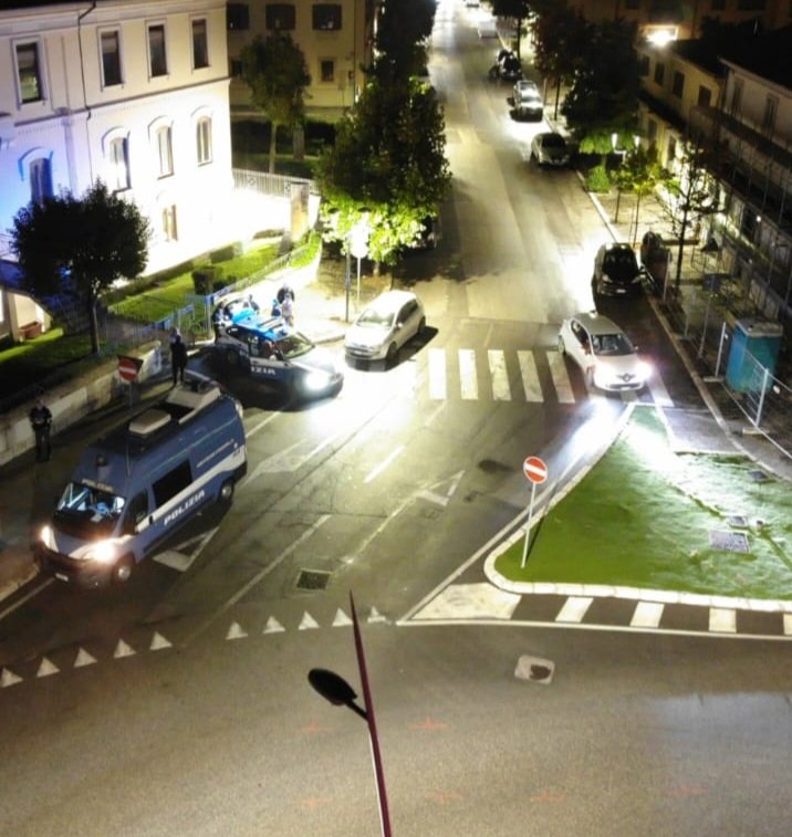 L’AQUILA: ERA ALLA GUIDA DELL’AUTO CON PATENTE FALSA, DENUNCIA E MULTA DI 5MILA EURO | Ultime notizie di cronaca Abruzzo