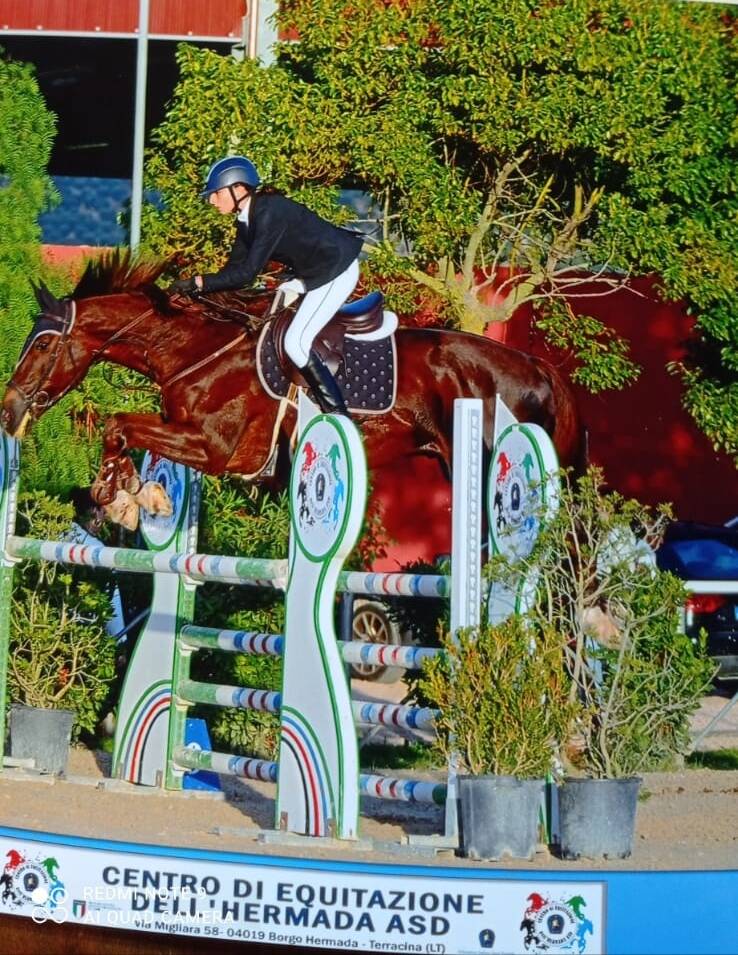 Equitazione salto ad ostacoli, ottimo risultati per le amazzoni per St Just Paganica