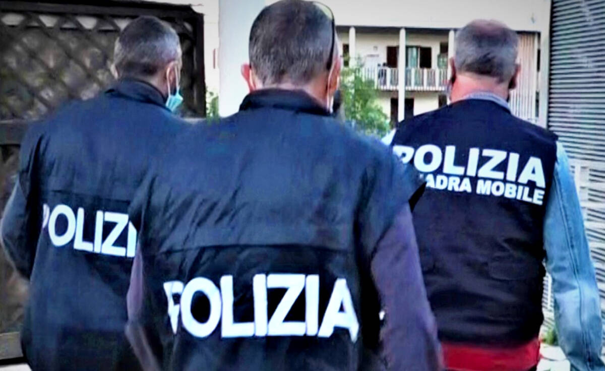Rapina al Kebab in centro, arrestati due minorenni