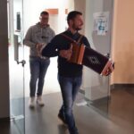 SAN MARTINO ALL’AQUILA: ALLA RESIDENZA ANZIANI EX ONPI ORGANETTI, CALDARROSTE E VINO NOVELLO | Ultime notizie di cronaca Abruzzo