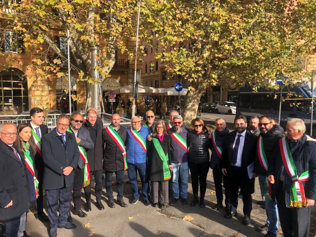 A24 e A25, sindaci di nuovo in presidio: “Priorità alle esigenze del territorio”