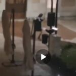 Un sacco da boxe per allenarsi in Piazza Regina Margherita, il video fa il giro del web