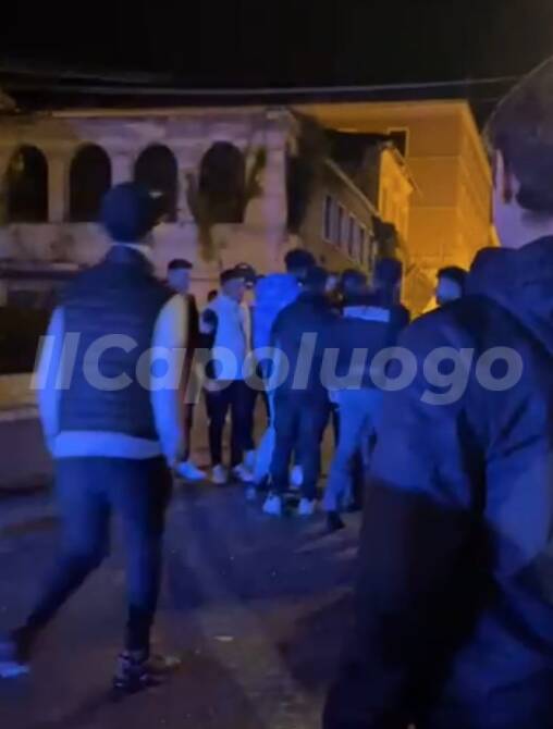L’Aquila, ancora risse in centro: botte al Parco della Villa comunale