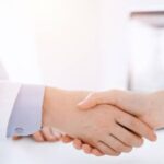 Storie di buona sanità dal San Salvatore: “Grazie al reparto di Ortopedia mi sono sentita a casa”