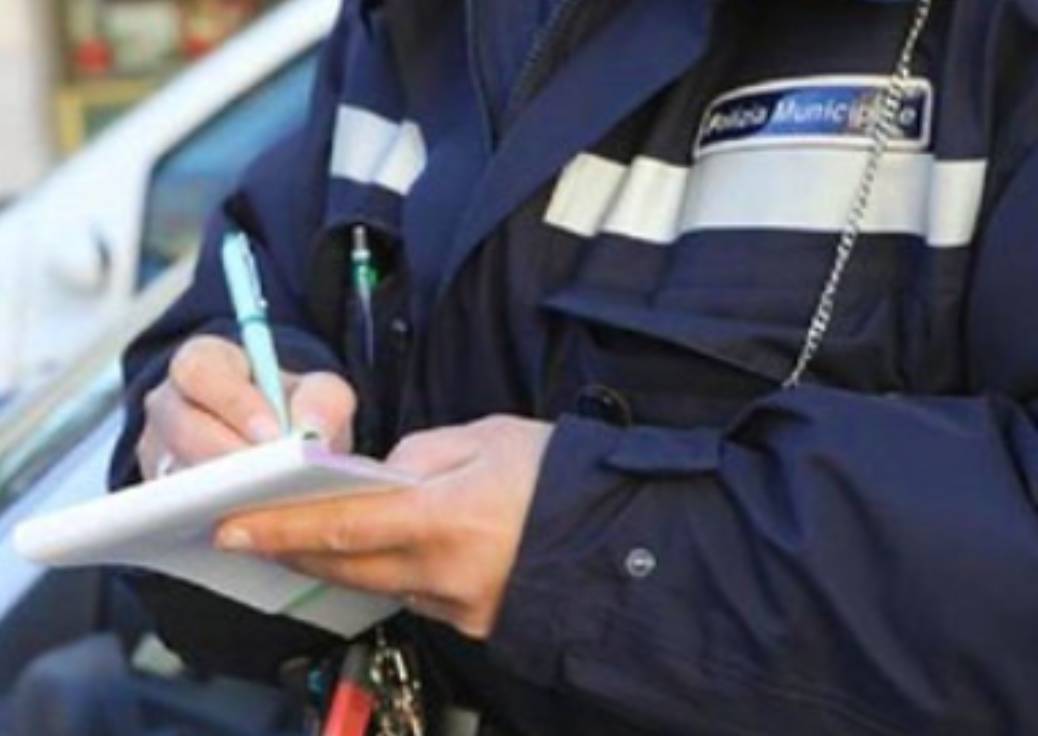 L’AQUILA: MULTATA DOPO CHE LA SUA AUTO VIENE TAMPONATA DAL CAMION, GIUDICE ANNULLA VERBALE | Ultime notizie di cronaca Abruzzo