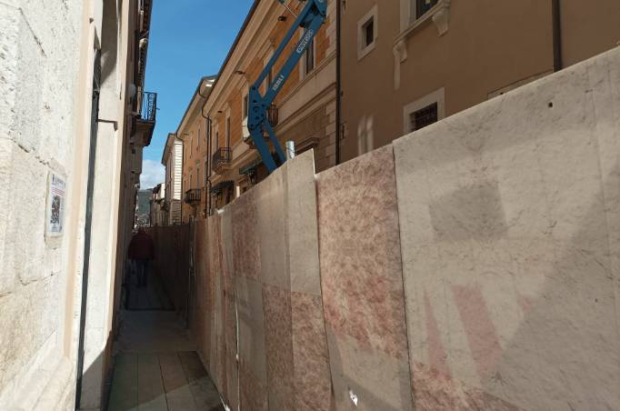 L’AQUILA: VIA LIBERA ALLA RIDUZIONE DELLA TARI PER I COMMERCIANTI DEL CENTRO STORICO | Ultime notizie di cronaca Abruzzo