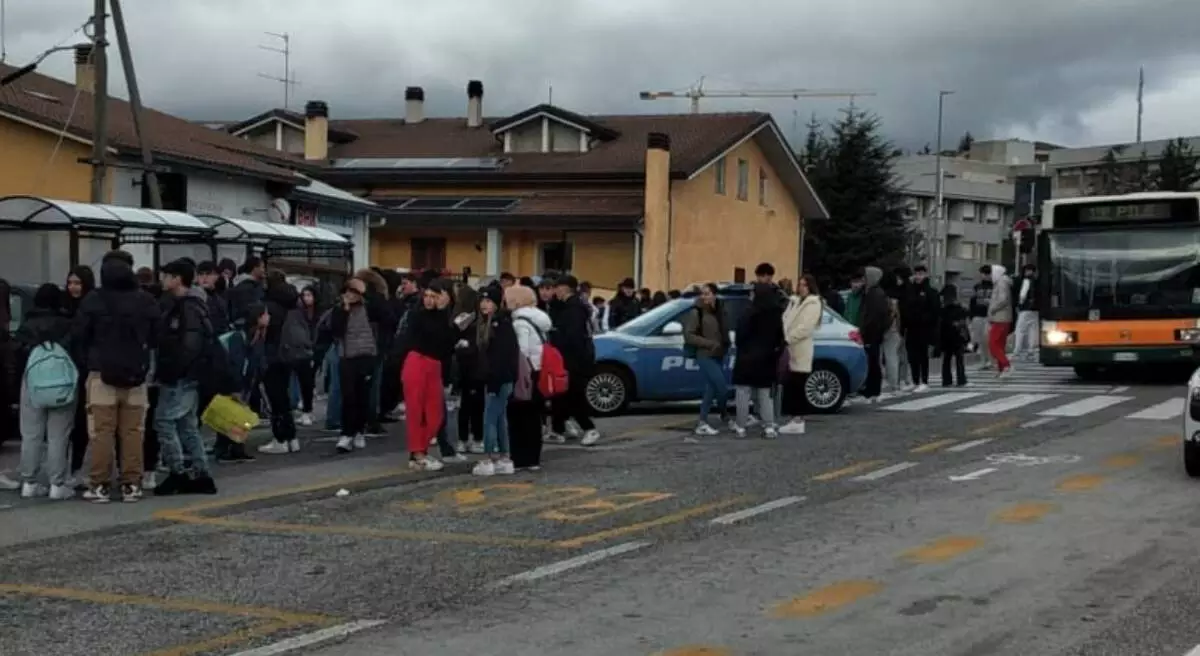ACCOLTELLAMENTO L’AQUILA: LA VITTIMA, “AGGRESSIONE FEROCE E INSPIEGABILE”