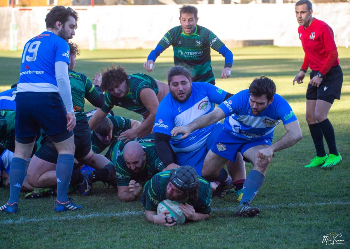 RUGBY L’AQUILA: 60 A 0 CONTRO IL BENEVENTO E PRIMO POSTO SOLITARIO IN CLASSIFICA | Ultime notizie di cronaca Abruzzo