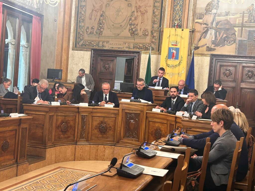 Avezzano, il Consiglio comunale approva il Bilancio di previsione da 60 milioni