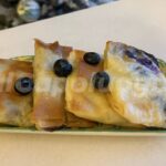 Un sorriso a colazione, fagottini con crema e mirtilli