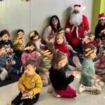 Babbo Natale porta sorrisi ai bambini della scuola dell’Infanzia Minozzi