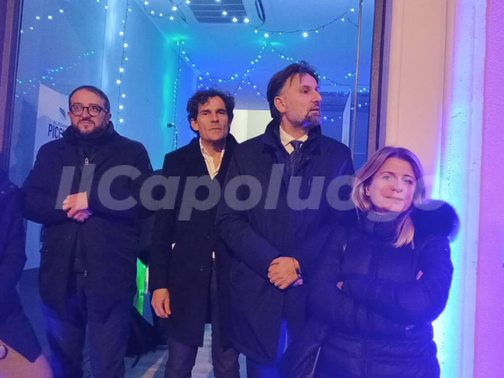 Alessandro Piccinini inaugura il comitato elettorale in Piazza Duomo, parte l’avventura verso le elezioni regionali