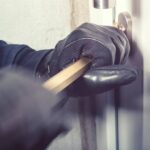 TOPI DI APPARTAMENTO NON SI FERMANO NEANCHE A NATALE, CINQUE FURTI IN VALLE PELIGNA E SUBEQUANA | Ultime notizie di cronaca Abruzzo