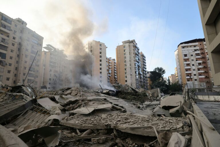 Libano Sotto Attacco: La Distruzione di Beirut
