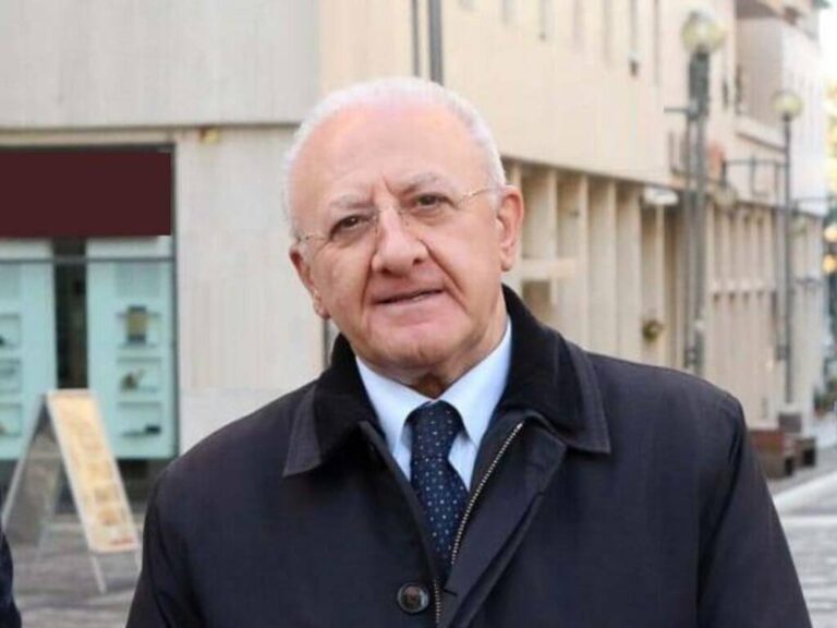 Vincenzo De Luca sfida il PD: ‘Mi ricandido, chi ci sta ci sta!