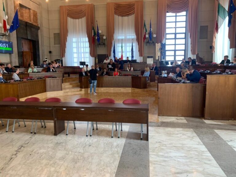 Parco Nord, è scontro sui ritardi e i fondi a rischio