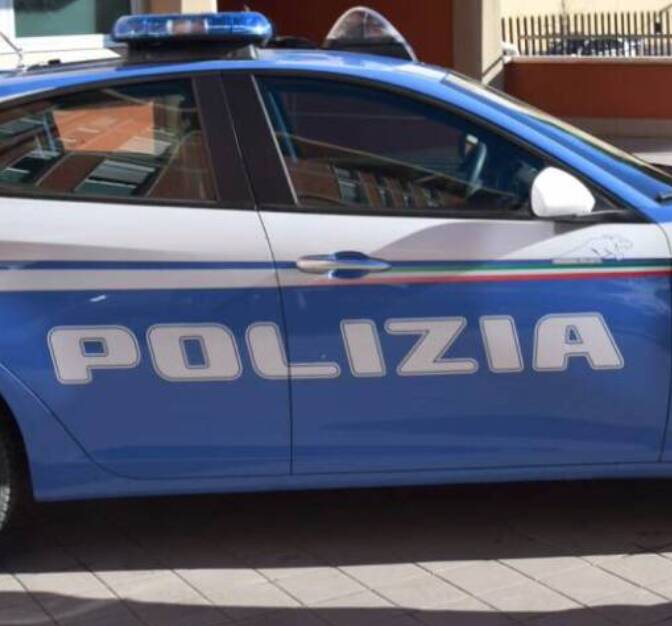 L’Aquila, minaccia di togliersi la vita: salvata dalla Polizia