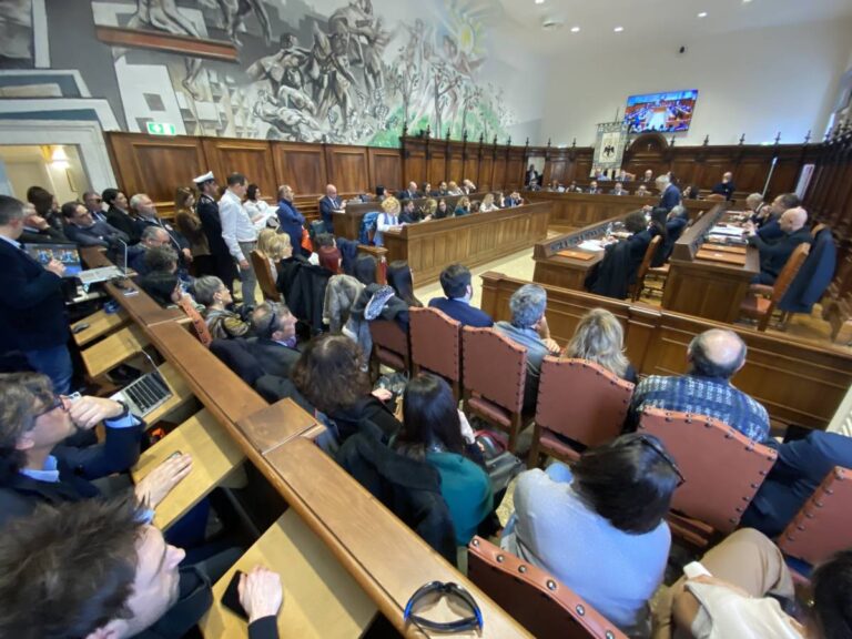 SICUREZZA SCUOLE: SCONTRO IN CONSIGLIO ALL’AQUILA. BIONDI, “ALLARMISMO PER SCOPI POLITICI” | Notizie di cronaca