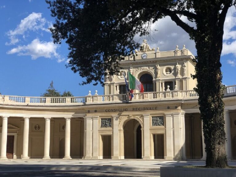 il Pd non voterà il milleproroghe