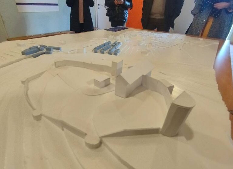 SANT’EUSANIO FORCONESE: IDEE STUDENTI INTERNAZIONALI PER RICONNETTERE PAESE, MAP E CASTELLO | Notizie di cronaca