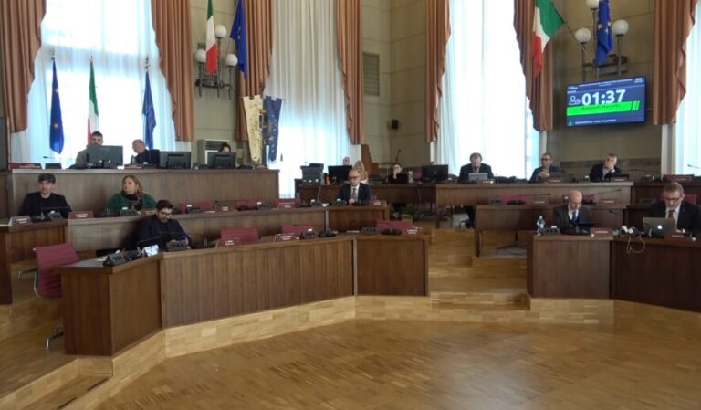 No alle agevolazioni alle scuole paritarie