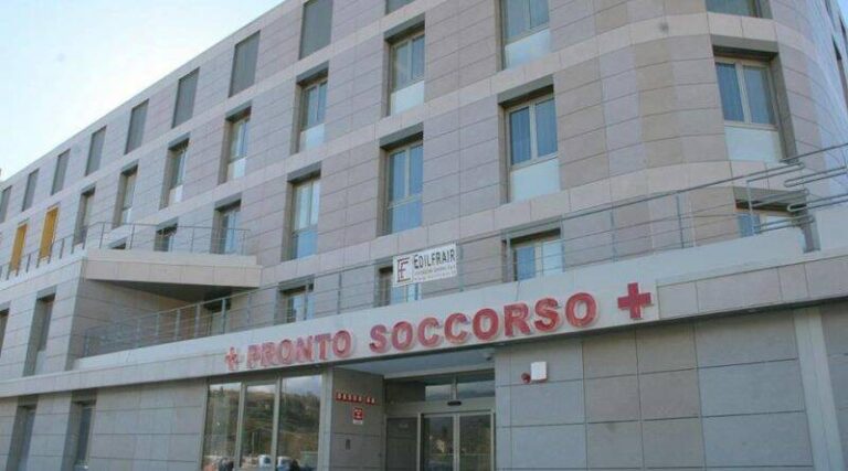 Incidente sul lavoro a Sulmona, solo contusioni per l’operaio