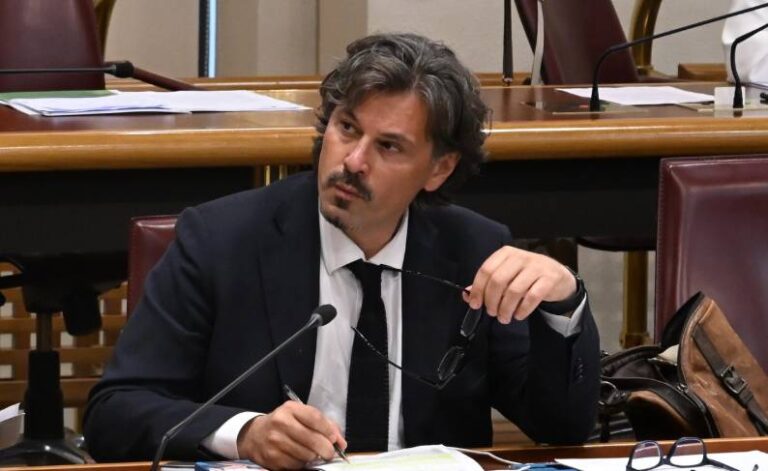 PRECARI ASL L’AQUILA: PIETRUCCI, “DA DOMANI IN 150 SBATTUTI FUORI DAL POSTO DI LAVORO, VERGOGNA” | Notizie di cronaca