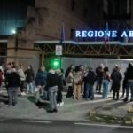 PRECARI ASL L’AQUILA: PROTESTA DAVANTI A REGIONE, “NON CHIEDIAMO PRIVILEGI, MA DI LAVORARE” | Notizie di cronaca
