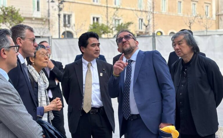 L’AQUILA: MINISTRO GIAPPONESE SAKAI IN CITTA’, CONFRONTO SU RICOSTRUZIONE E GESTIONE EMERGENZE | Notizie di cronaca