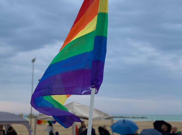Abruzzo Pride 2025 in marcia nel cuore della Marsica