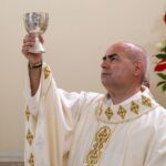 Pentecoste: il fuoco che non distrugge, ma ricrea
